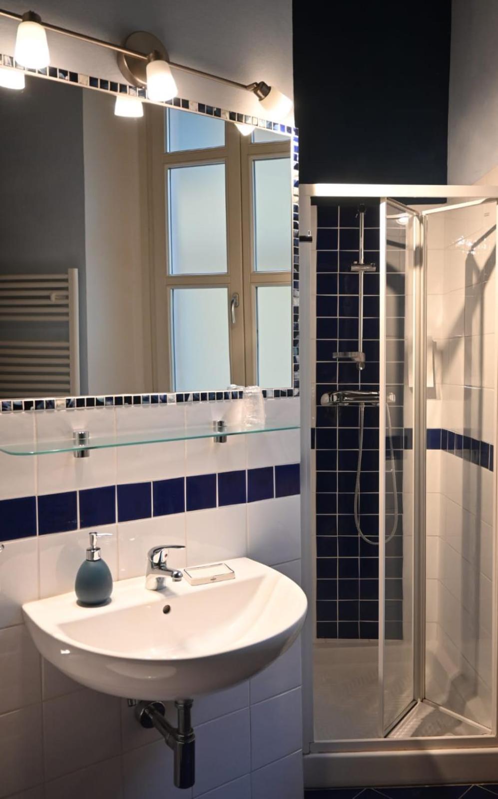 Domus Aurea Bed and Breakfast Saluzzo Exteriör bild