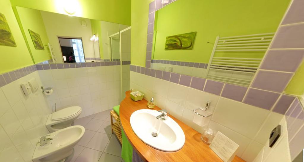Domus Aurea Bed and Breakfast Saluzzo Exteriör bild