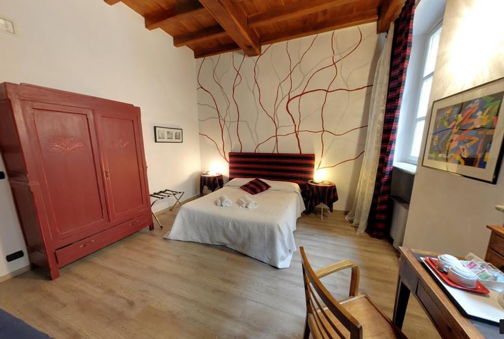 Domus Aurea Bed and Breakfast Saluzzo Exteriör bild