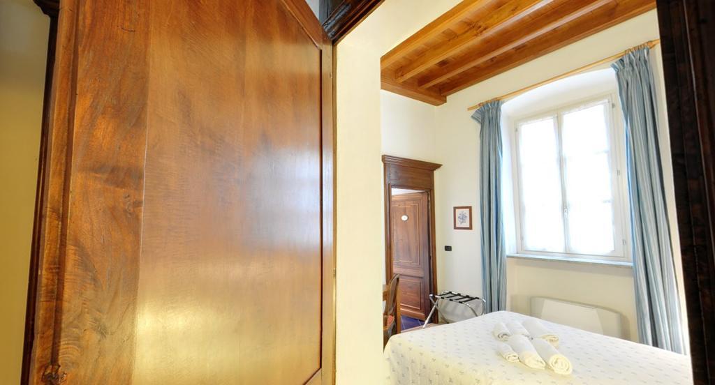 Domus Aurea Bed and Breakfast Saluzzo Exteriör bild